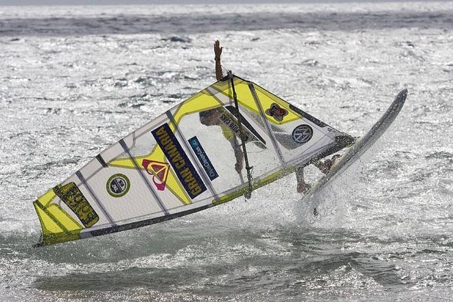 Daida Moreno one handed ponch - 2008 Gran Canaria PWA Grand Slam – Day Four ©  John Carter / PWA http://www.pwaworldtour.com
